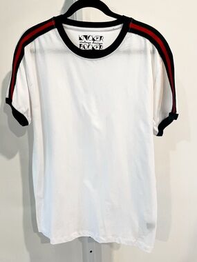 NWT Knickerbocker White with Green and Red Stripe Crew Neck Tee Shirt Mens Large